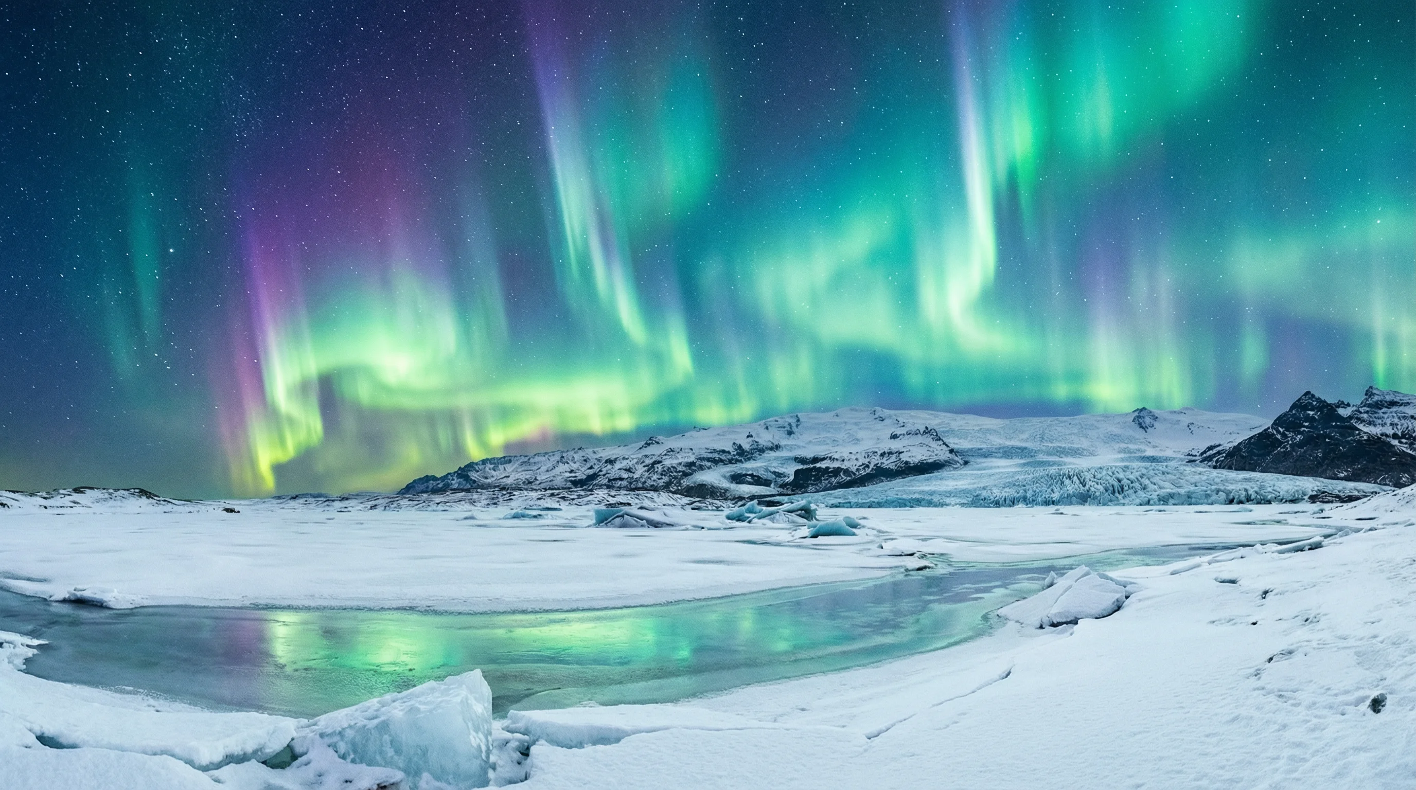 PG电子游戏-极光下的冰原